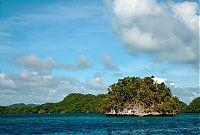 World & Travel: Jellyfish Lake, Eil Malk island, Palau, Pacific Ocean