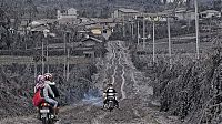 TopRq.com search results: Mount Sinabung, January 2014 eruption, Karo Regency, North Sumatra, Indonesia