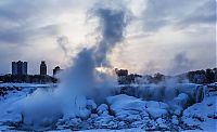 TopRq.com search results: Niagara Falls frozen partially in 2014, Canada, United States