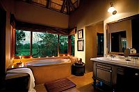 World & Travel: Lion Sands Private Game Reserve, Kruger National Park, South Africa