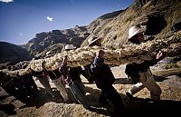 World & Travel: Cusco Inca rope bridge, Apurimac Canyon, Cuzco Province, Peru