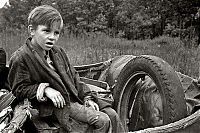 World & Travel: History: The Great Depression by Dorothea Lange, 1939-1943, United States