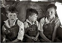 World & Travel: History: The Great Depression by Dorothea Lange, 1939-1943, United States