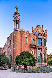 World & Travel: Hospital de Sant Pau museum and cultural center, Barcelona, Catalonia, Spain