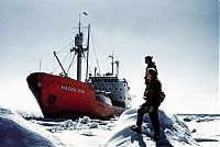 World & Travel: 1955–58 Commonwealth Trans-Antarctic Expedition, Antarctic Plateau, Antarctica