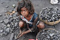 World & Travel: Coal field fire, Jharia, Dhanbad, Jharkhand, India