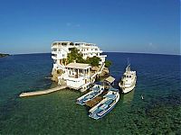 TopRq.com search results: Villa on Dunbar Rock, Bay Islands, Guanaja, Honduras, Carribbean Sea