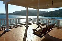 World & Travel: Villa on Dunbar Rock, Bay Islands, Guanaja, Honduras, Carribbean Sea