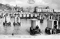 World & Travel: History: Bathing machine devices on the beach, 18th-19th century, Europe