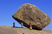 World & Travel: Butterball of Lord Krishna, Mahabalipuram, Kancheepuram, Tamil Nadu, India