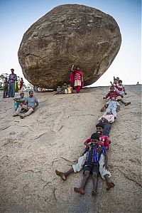 World & Travel: Butterball of Lord Krishna, Mahabalipuram, Kancheepuram, Tamil Nadu, India