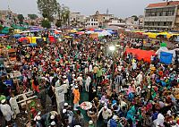 World & Travel: Life in India