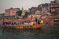 World & Travel: Varanasi, Uttar Pradesh, North India